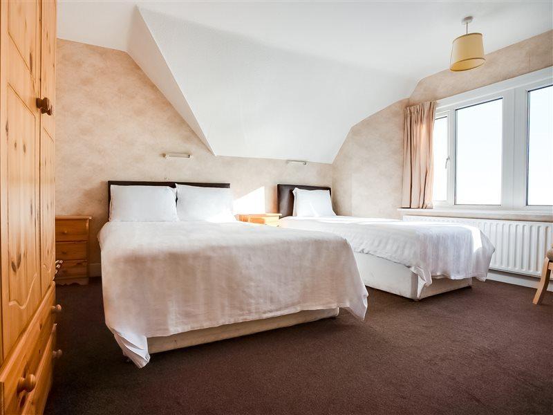 Oyo Grosvenor House Hotel Скегнесс Екстер'єр фото